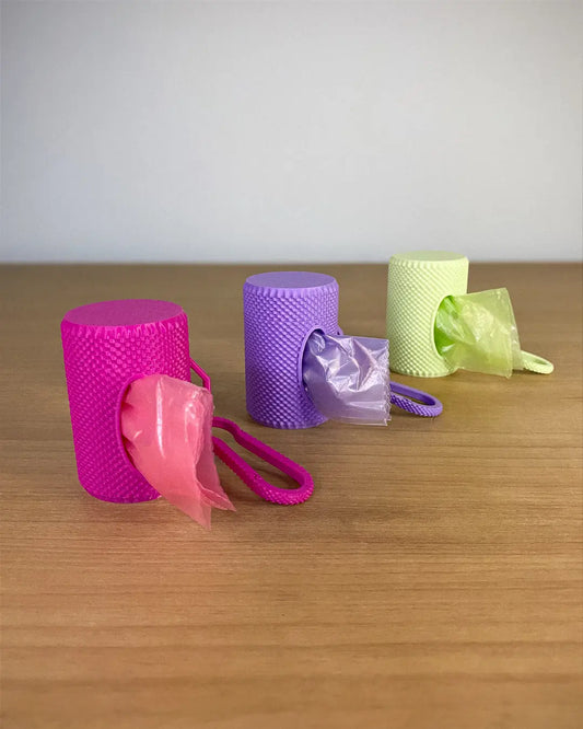 Pupi - Distributeur de sacs (By Lunfardo)
