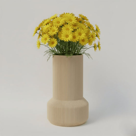 Niza Vase (By Three Happy D)