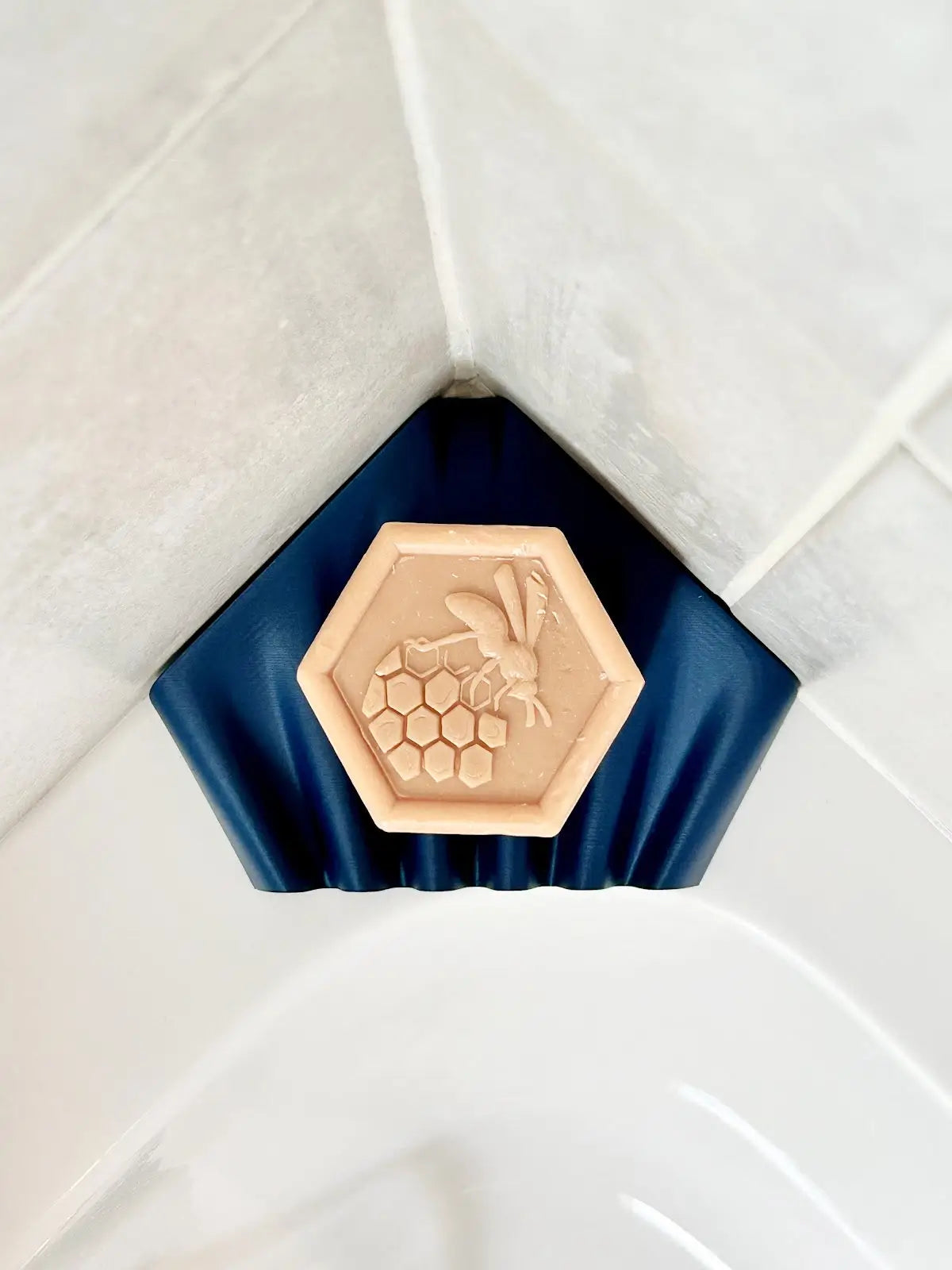 Capa | Porte-savon d'angle (By Charles Regaud Design)