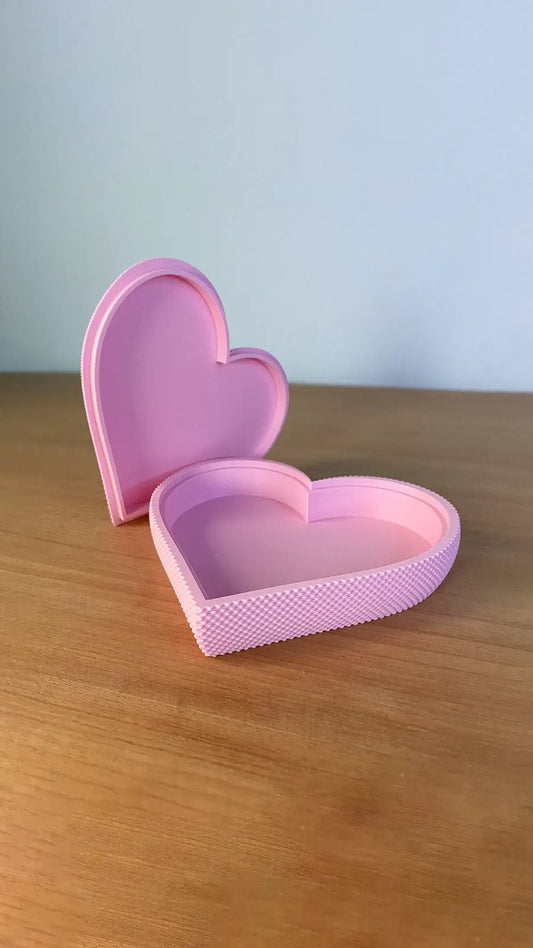 Boîte en forme de cœur ondulé pour la Saint-Valentin (By Lunfardo )