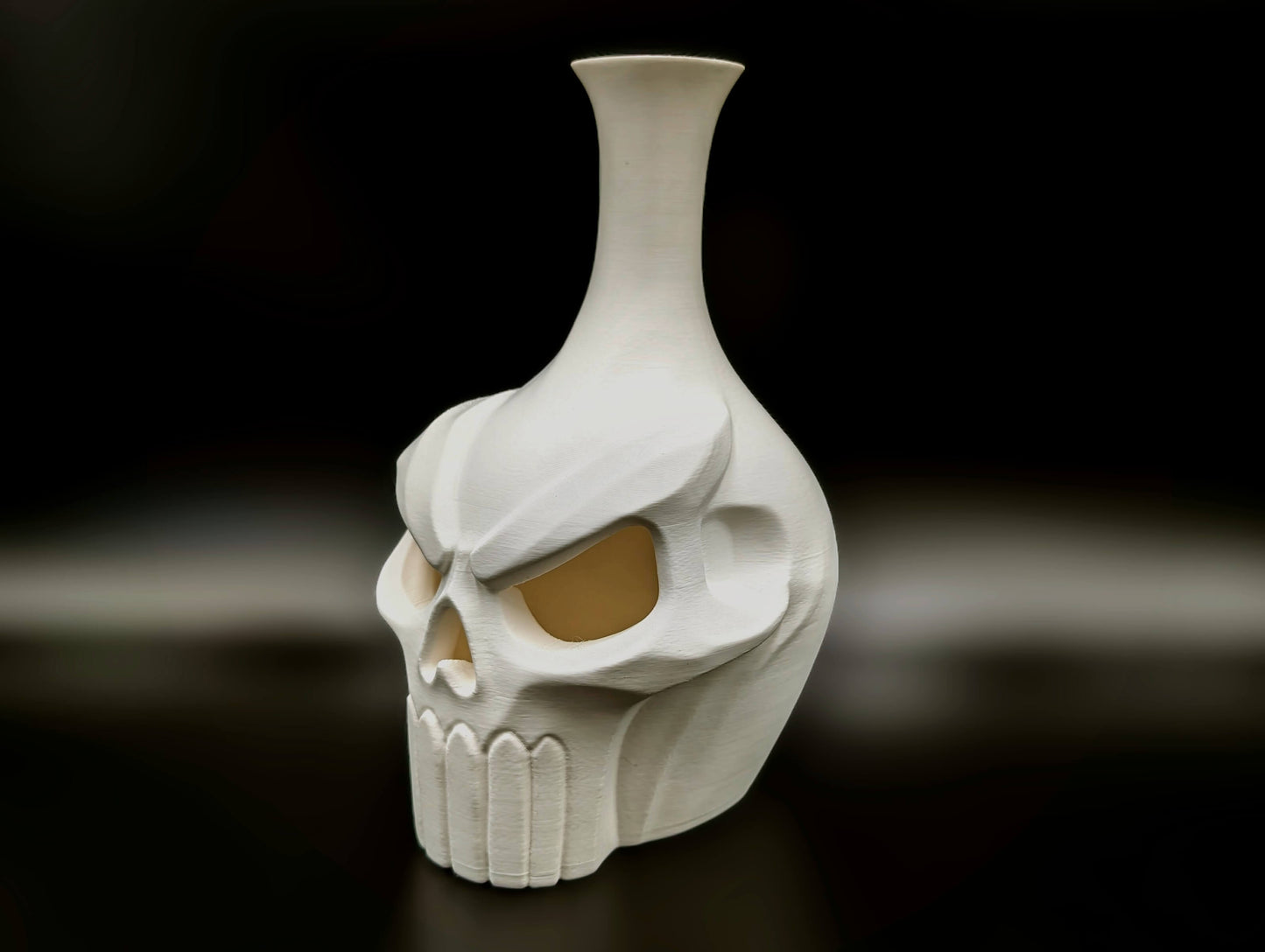 Vase crâne ( Par Deadmoon Designs )