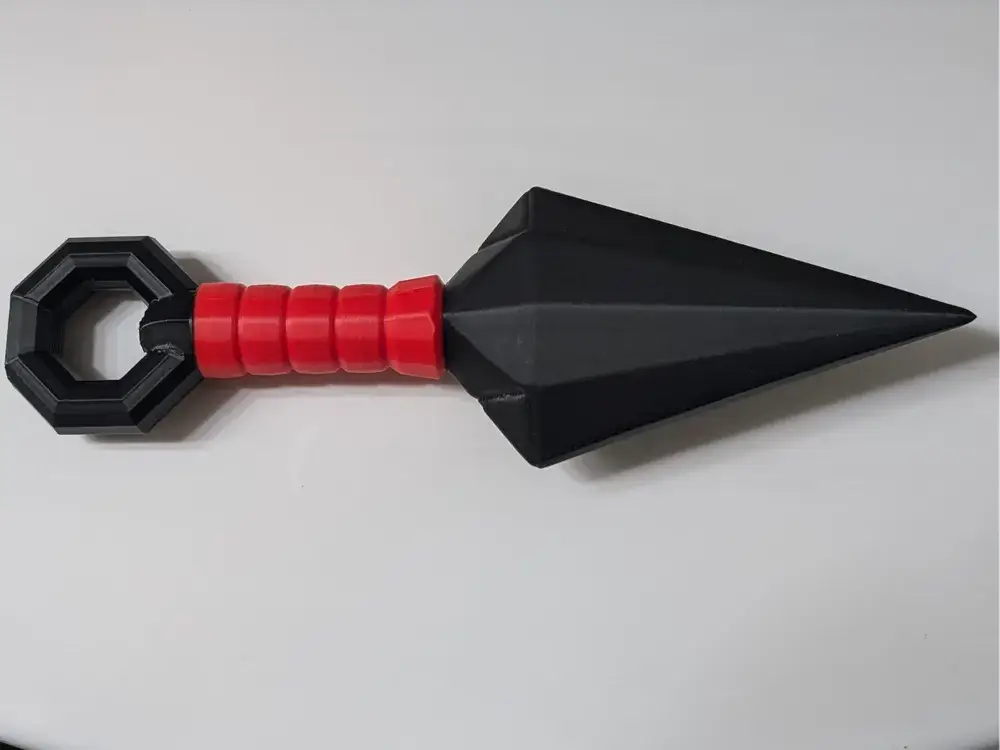Jumbo Kunai (par Deadmoon Designs)